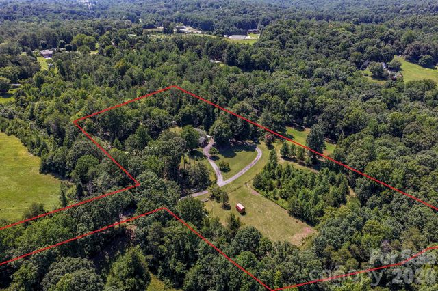 571 Piedmont Road, Rutherfordton, NC 28139