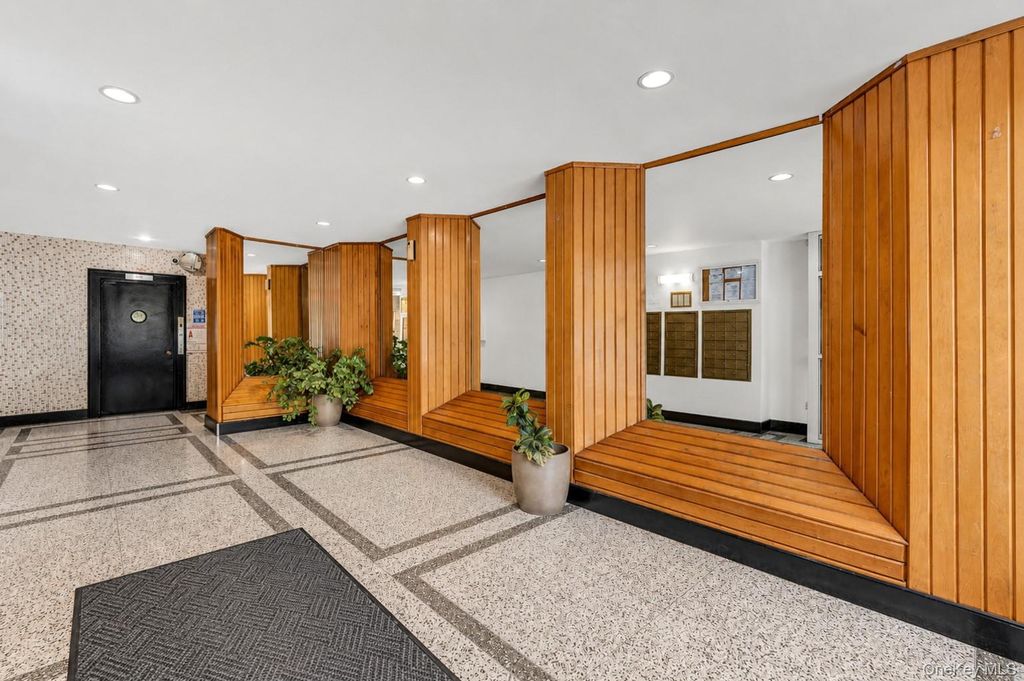 180 Van Cortlandt Park S 5C, Bronx, NY 10463 — photo 2