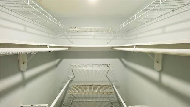 6810 NW 28th Street, Sunrise, FL 33313