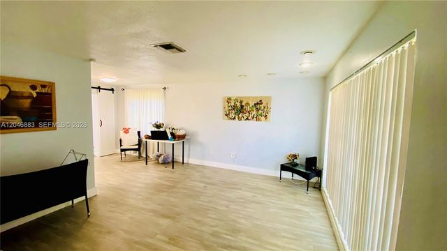 6810 NW 28th Street, Sunrise, FL 33313