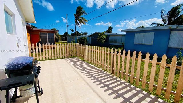 6810 NW 28th Street, Sunrise, FL 33313