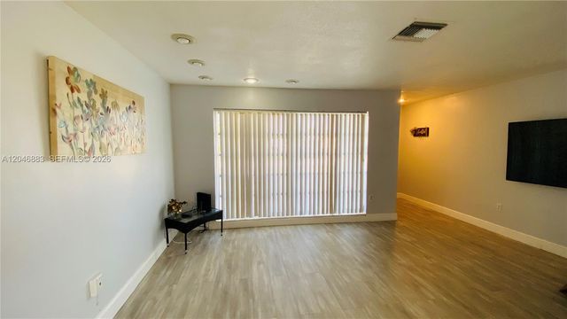6810 NW 28th Street, Sunrise, FL 33313