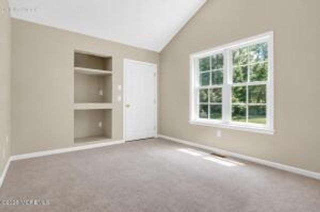 2621 MEADOW LAKE DR, Toms River, NJ 08755