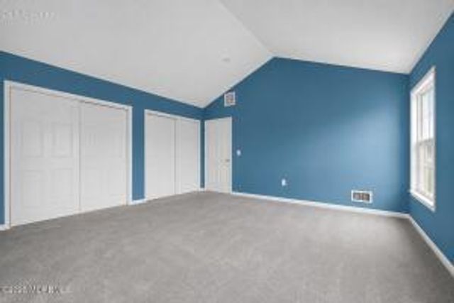 2621 MEADOW LAKE DR, Toms River, NJ 08755