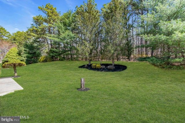 2621 MEADOW LAKE DR, Toms River, NJ 08755