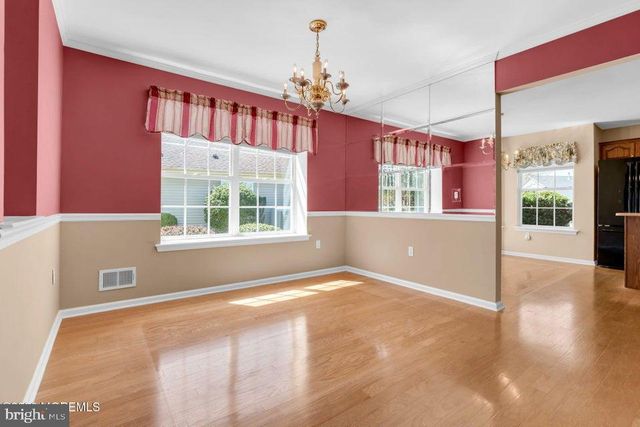 2621 MEADOW LAKE DR, Toms River, NJ 08755