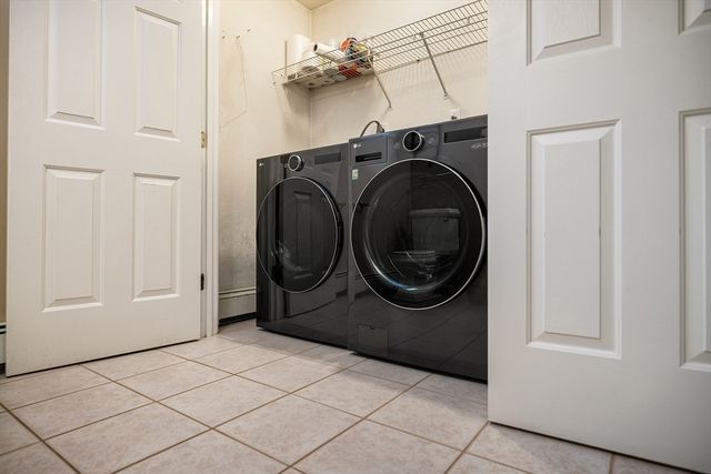 86 Hunter Rd, Uxbridge, MA 01569