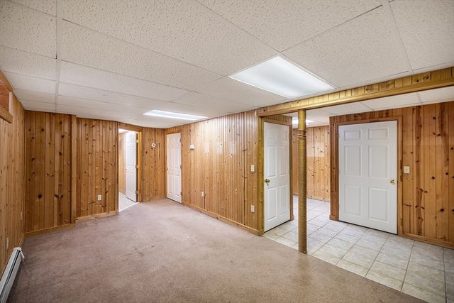 86 Hunter Rd, Uxbridge, MA 01569