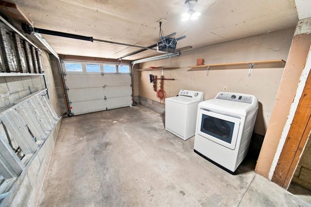 432 16th Ave SW, Rochester, MN 55902