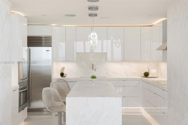 5959 Collins Ave 807, Miami Beach, FL 33140