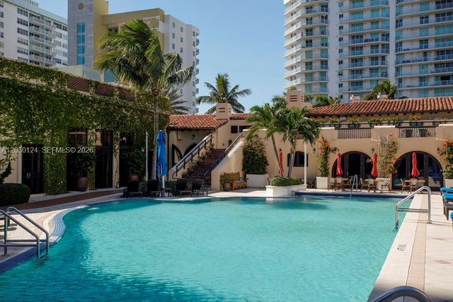5959 Collins Ave 807, Miami Beach, FL 33140