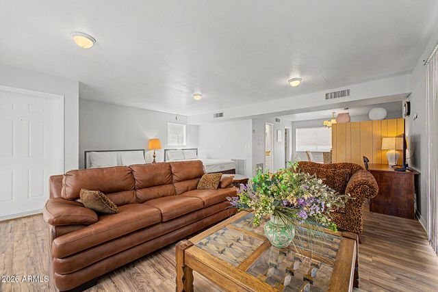 5629 N 78TH Way, Scottsdale, AZ 85250