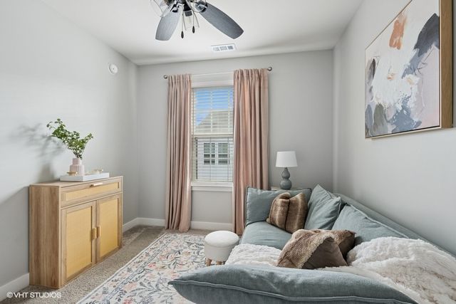 10607 Paige Circle, Orland Park, IL 60462
