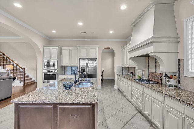 8723 Long Cross Drive, Richmond, TX 77406