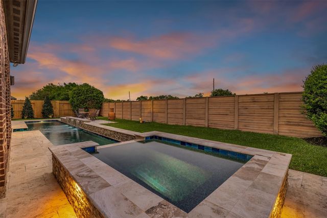 8723 Long Cross Drive, Richmond, TX 77406