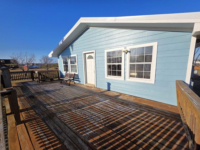 405 Blue Water Boulevard, Sargent, TX 77414