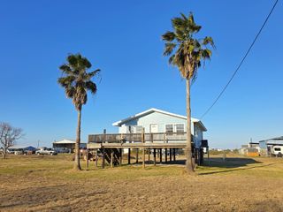 405 Blue Water Boulevard, Sargent, TX 77414