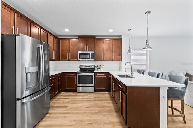 9809 LATE WAY, Groveland, FL 34736