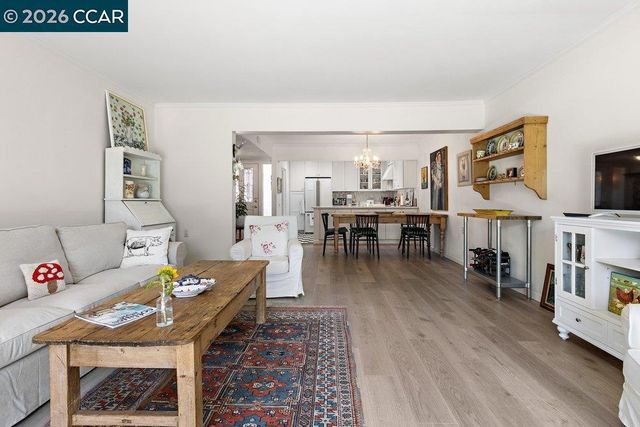 2001 Golden Rain Road 4, Walnut Creek, CA 94595