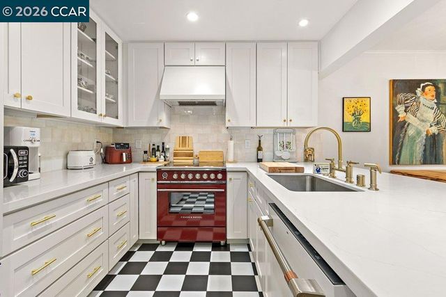 2001 Golden Rain Road 4, Walnut Creek, CA 94595