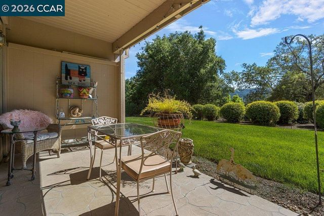 2001 Golden Rain Road 4, Walnut Creek, CA 94595