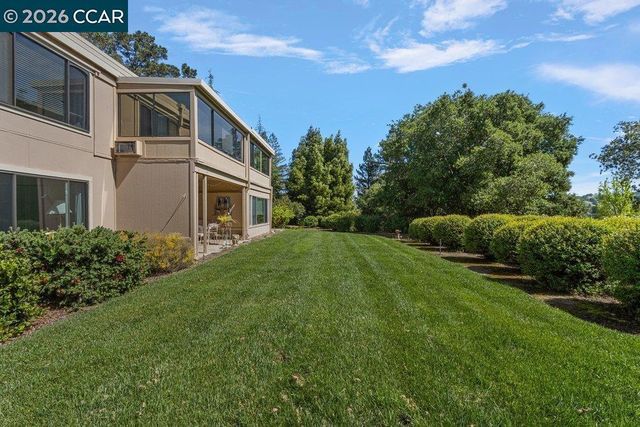2001 Golden Rain Road 4, Walnut Creek, CA 94595