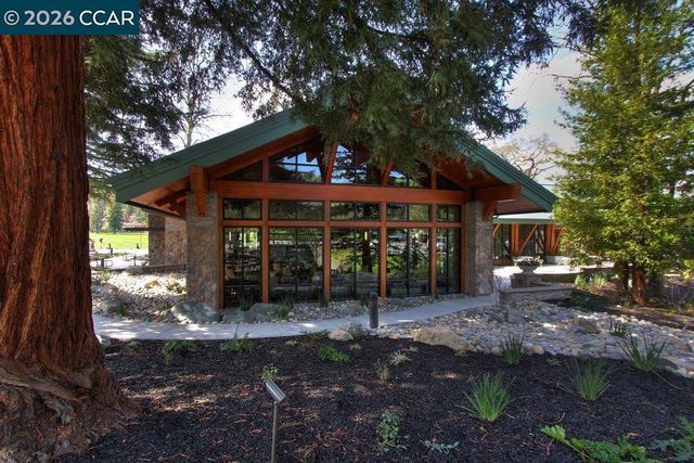 2001 Golden Rain Road 4, Walnut Creek, CA 94595