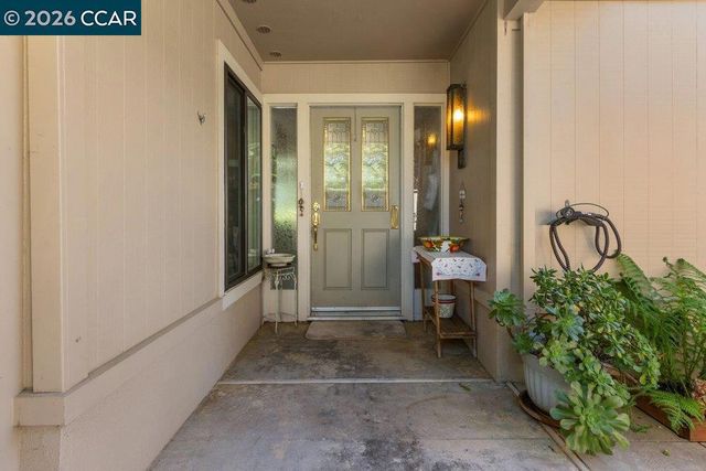 2001 Golden Rain Road 4, Walnut Creek, CA 94595