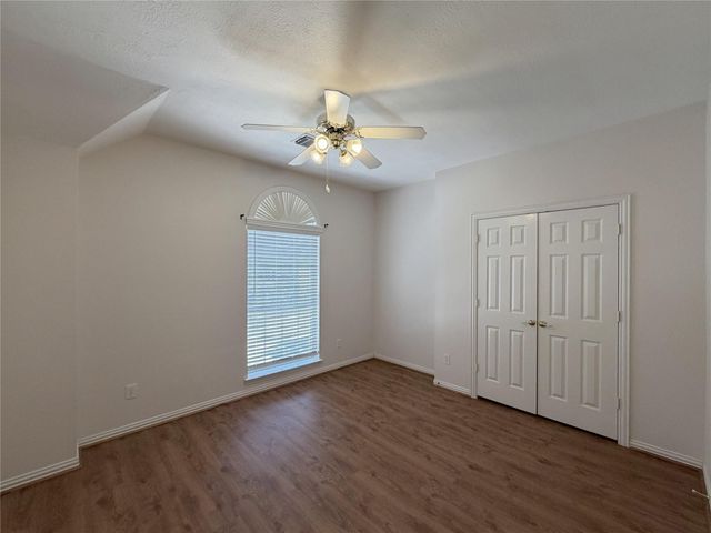 3822 Shady Harbor Drive, Houston, TX 77082