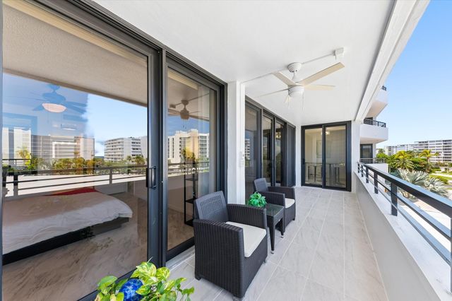 3589 S Ocean Boulevard 403, South Palm Beach, FL 33480