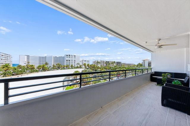 3589 S Ocean Boulevard 403, South Palm Beach, FL 33480