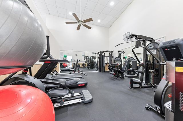 3589 S Ocean Boulevard 403, South Palm Beach, FL 33480