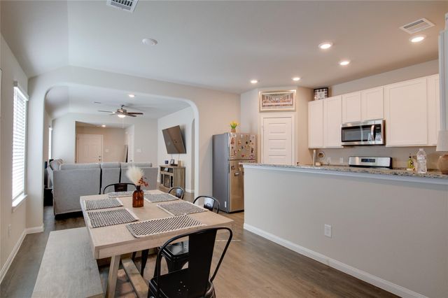 14026 Chinook Drive, Conroe, TX 77384