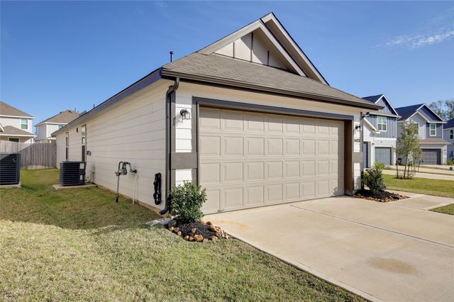 14026 Chinook Drive, Conroe, TX 77384