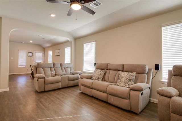 14026 Chinook Drive, Conroe, TX 77384