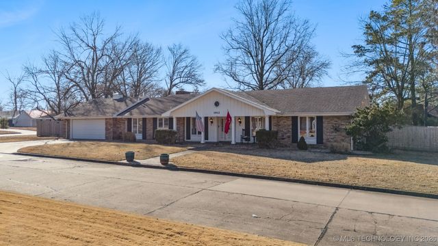 1912 Brookfield Terrace, Pryor, OK 74361