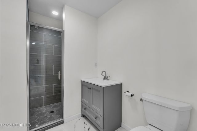 13 Lasatta Avenue, Englishtown, NJ 07726