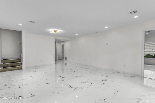 13 Lasatta Avenue, Englishtown, NJ 07726