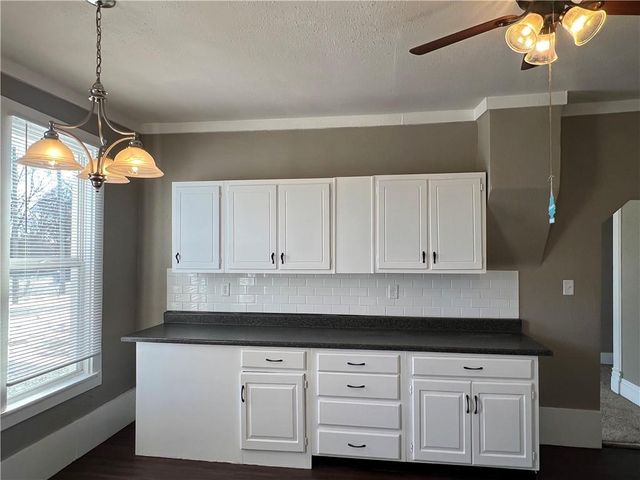 203 E Main Street, Odessa, MO 64076