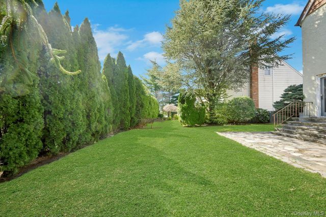 156 Park Drive, Eastchester, NY 10709