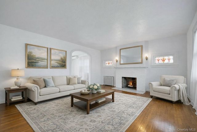 156 Park Drive, Eastchester, NY 10709