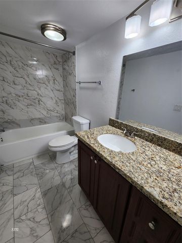 2736 S University Drive 1101, Davie, FL 33328