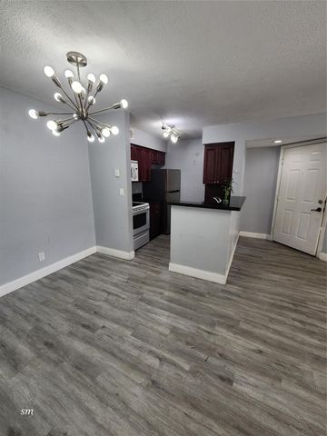 2736 S University Drive 1101, Davie, FL 33328