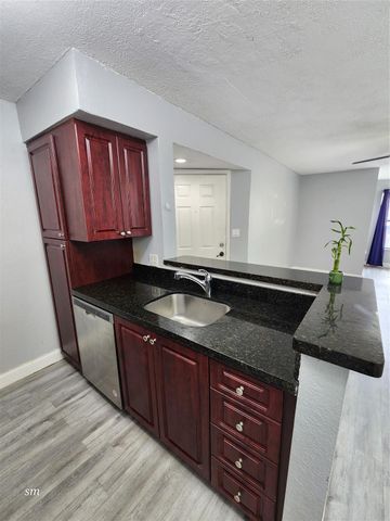 2736 S University Drive 1101, Davie, FL 33328