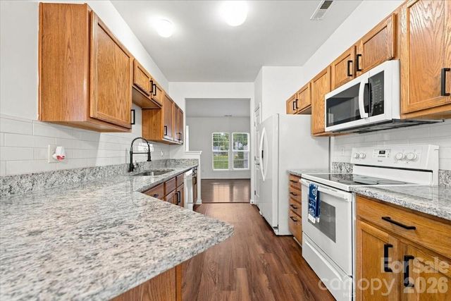 3048 Misty Harbor Circle E, Cramerton, NC 28032