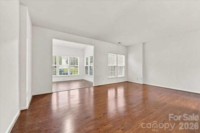 3048 Misty Harbor Circle E, Cramerton, NC 28032