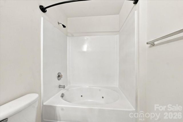 3048 Misty Harbor Circle E, Cramerton, NC 28032