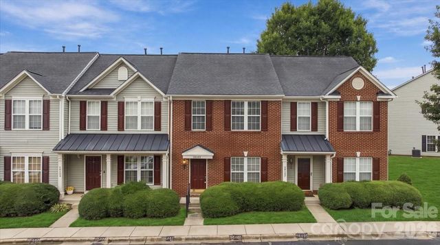 3048 Misty Harbor Circle E, Cramerton, NC 28032