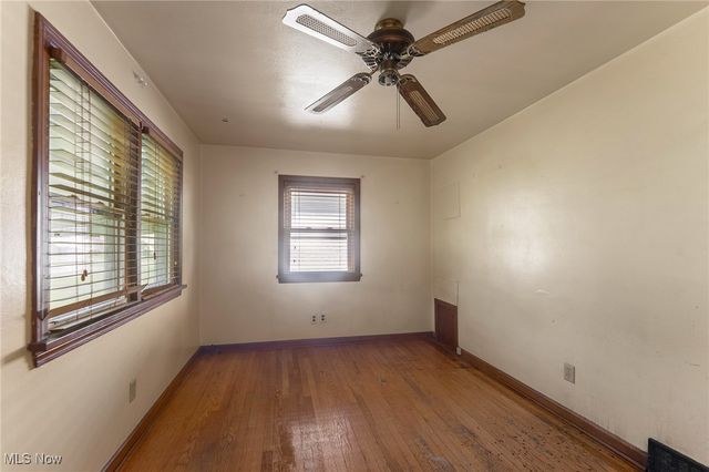 81 S Edgehill Avenue, Austintown, OH 44515