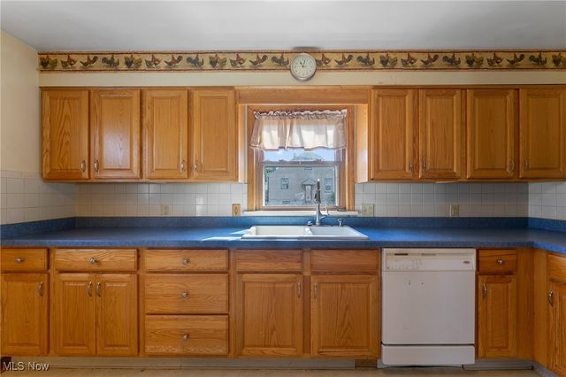 81 S Edgehill Avenue, Austintown, OH 44515